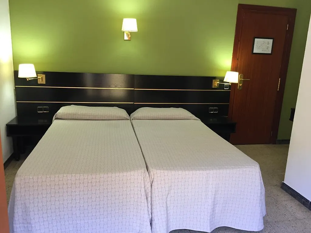 Hotel Proa Astor Lloret de Mar 0*,